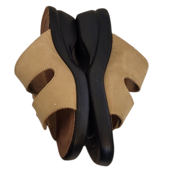 Flexus Aditi by Spring Step leather arch support Sandal - Picture 3 of 5